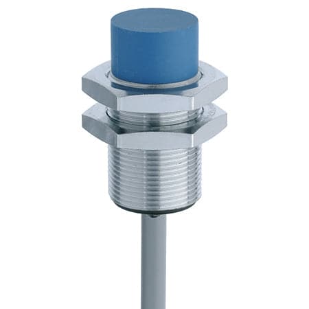 Basic Extra Distance Series 500 M18 Non embeddable 20 mm